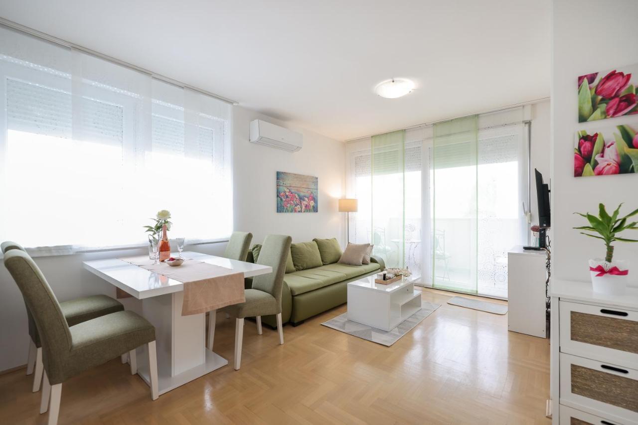 Cozy Niko Apartment - Private Parking And Balcony Zadar Exterior foto